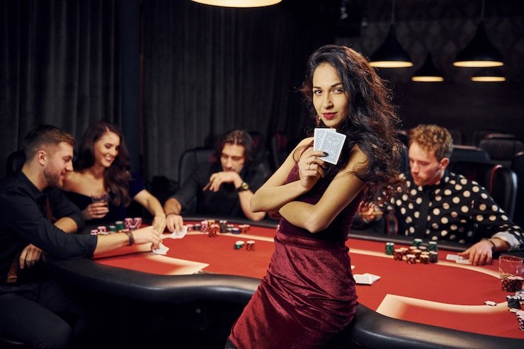 Tampilan meja Caribbean Stud Poker panen66 dengan dealer langsung dan kartu tertutup